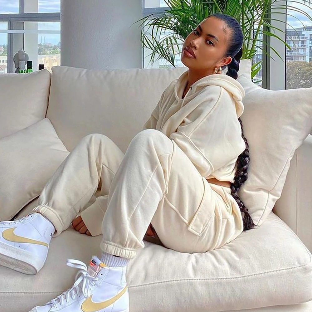 FASHIONOVA IVORY SET